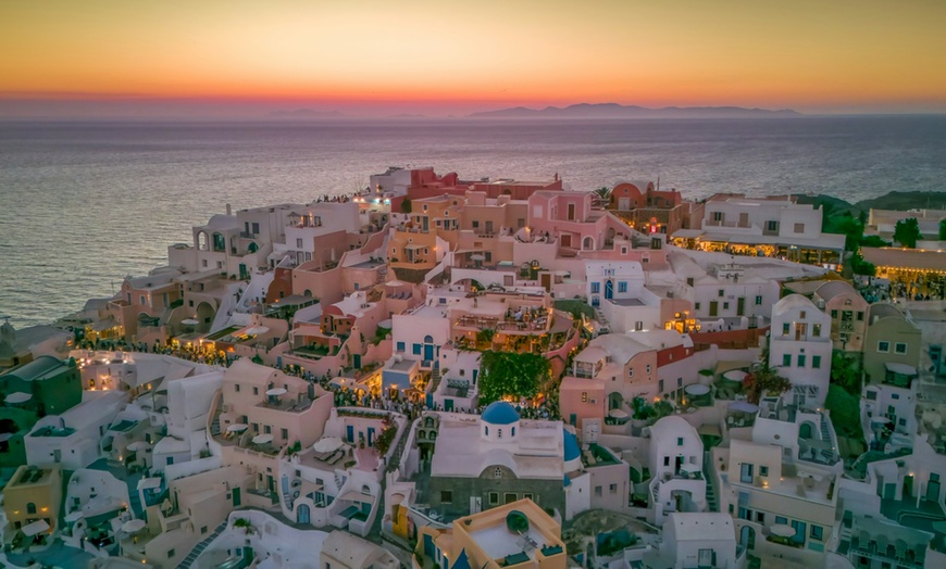 Image 18: ✈ Isola di Santorini: volo diretto più 7 notti in hotel