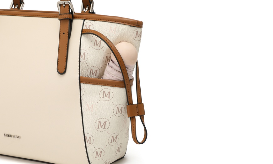 Image 7: Sac fourre-tout avec monogramme