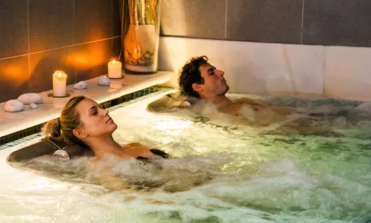 Areatza: 1, 2 o 3 noches con spa, desayuno, envoltura y masaje