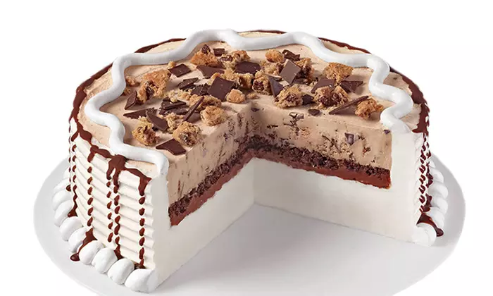 C$8 for C$15 Towards Ice Cream Cake or Six Blizzard Cupcakes at Dairy Queen in Richmond - Primary Image