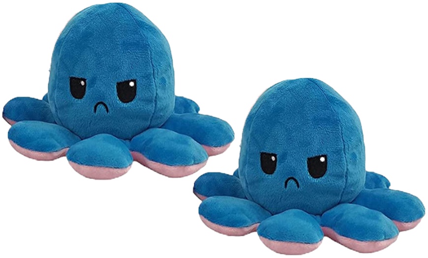 Image 7: Reversible Plush Octopus Toy