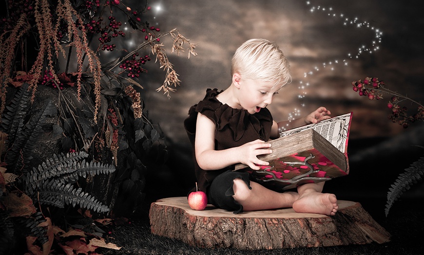 Image 2: Kids Fairy-Themed Photoshoot