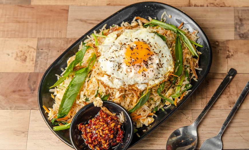 Image 2: Get Machan Flavour/Feast/Banquet for Two, Four or Six