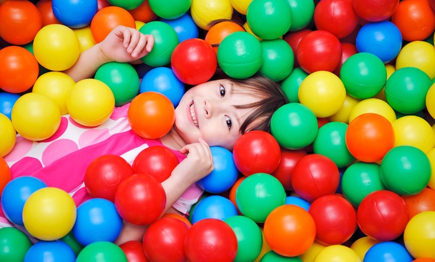 Image 1: Soft Play Entry with Drink