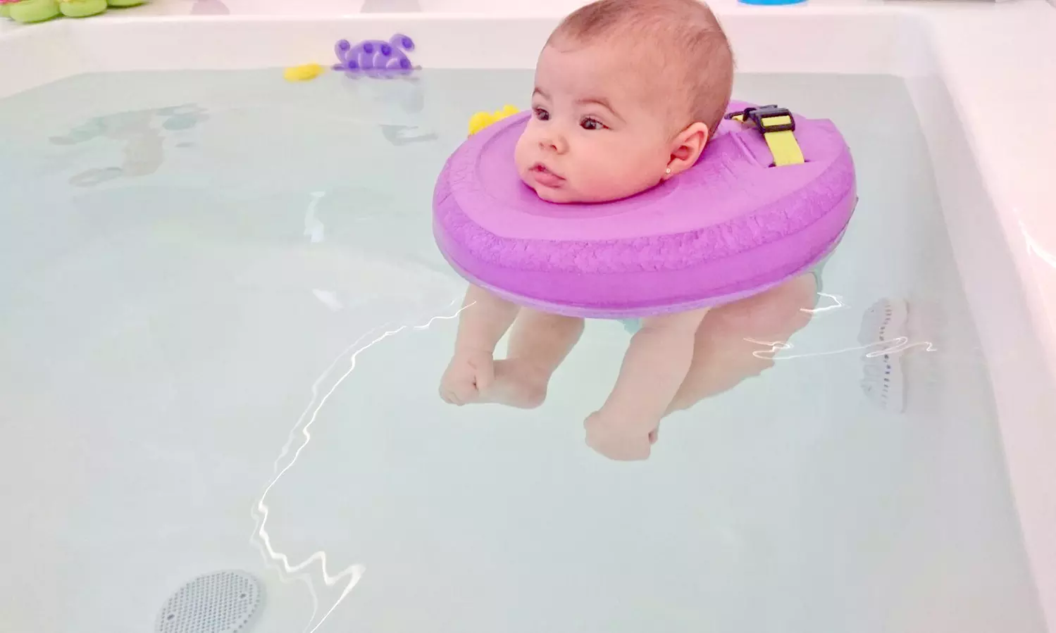 Spa para bebé con sesión de hidroterapia y opción a masaje