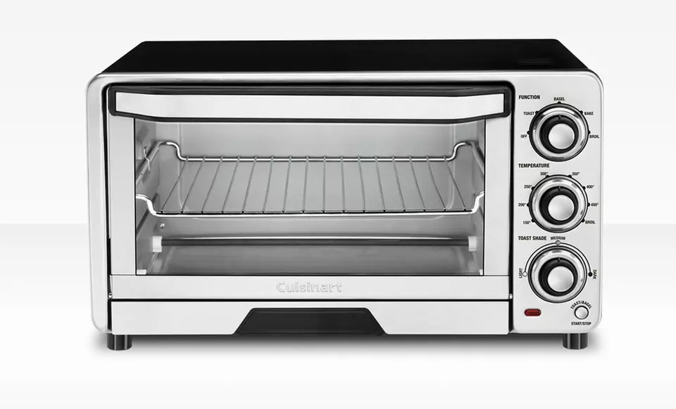 Cuisinart Classic Toaster Oven Broiler (Refurbished). Free Shipping. - Primary Image