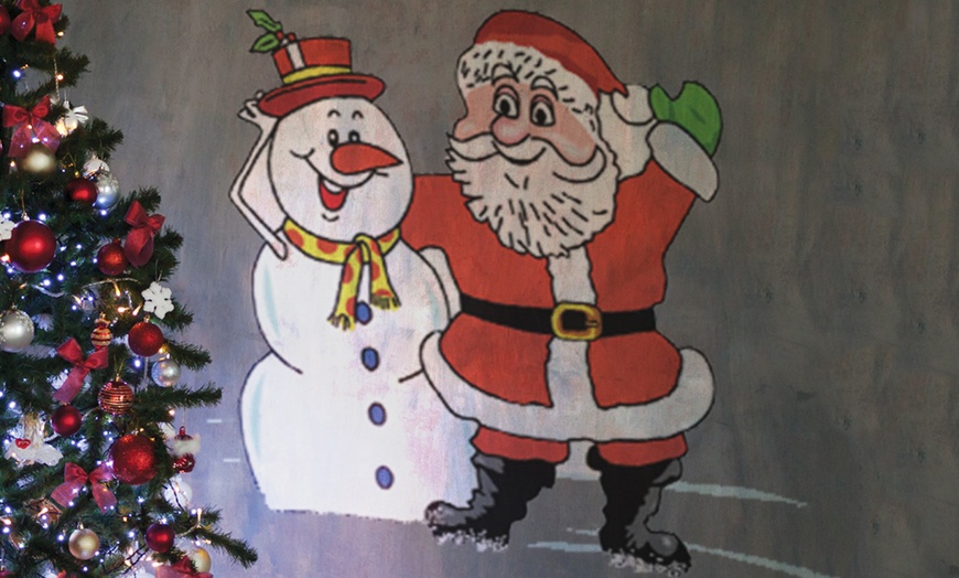 Image 3: Benross Animated Santa Projector