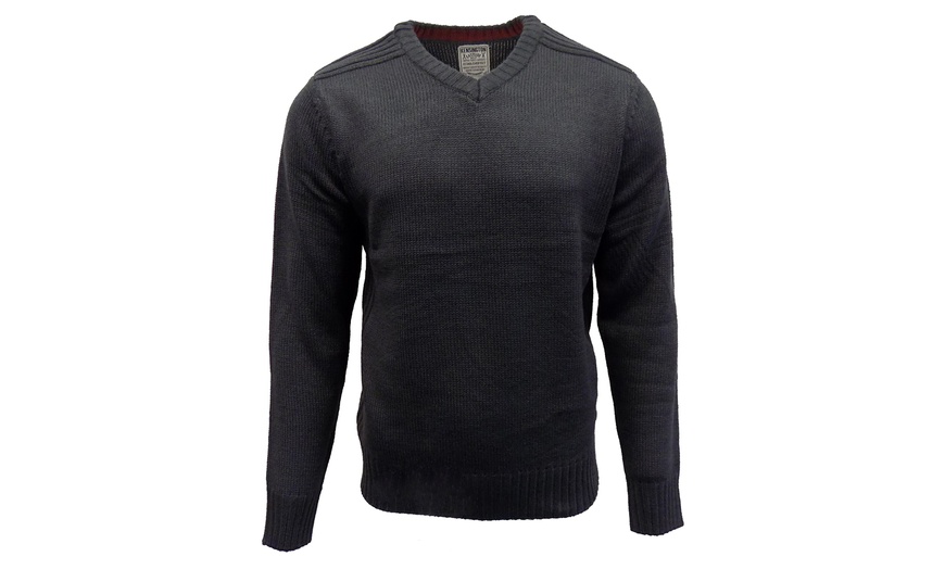 Image 4: Men's V-Neck Knitted Jumper 
