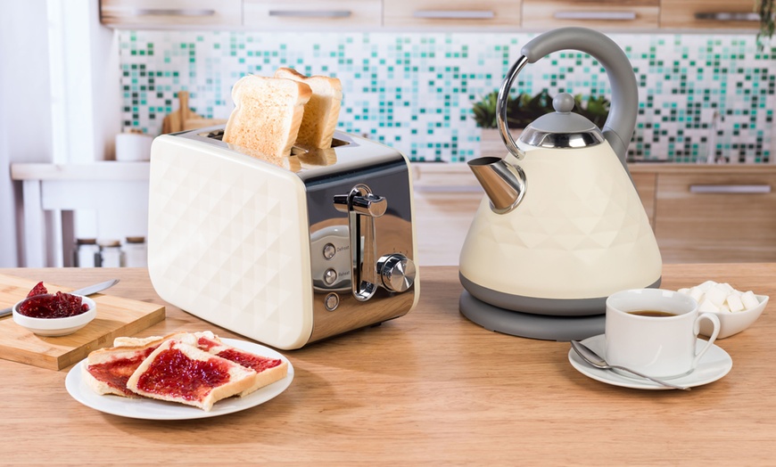 Up To 49% Off Salter Toaster And Kettle Set | Groupon