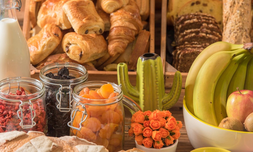 Image 10: Proche Paris : chambre double pour 2 personnes avec petit-déjeuner 