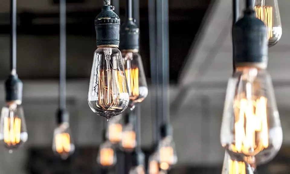 Vintage Edison Warm Retro Filament Light Bulb (1-, 2-, or 4-Pack) - Primary Image