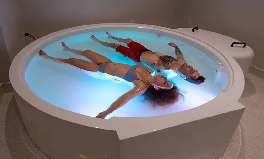 Image 3: Immerse Yourself in Serene Float Spa & Rejuvenating Full Body Massage