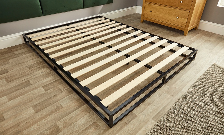 Image 5: Metal Platform Bed