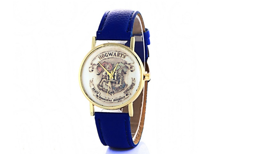 Image 5: Hogwarts Magic School Watch