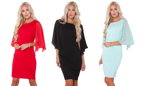 Robe élégante avec manches légères en mousseline