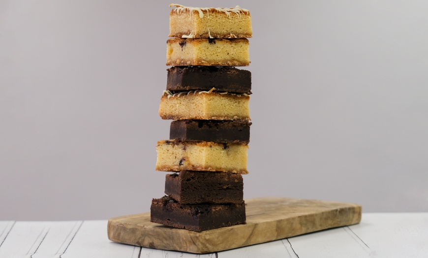 Image 2: Brownie and Blondie Selection Box