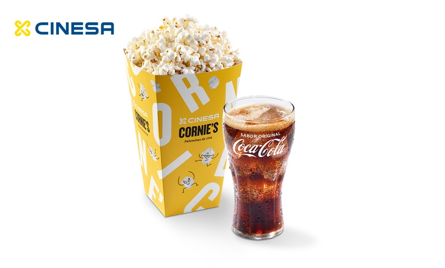 Image 1: Menú con palomitas medianas y refresco de 50 cl para cines Cinesa