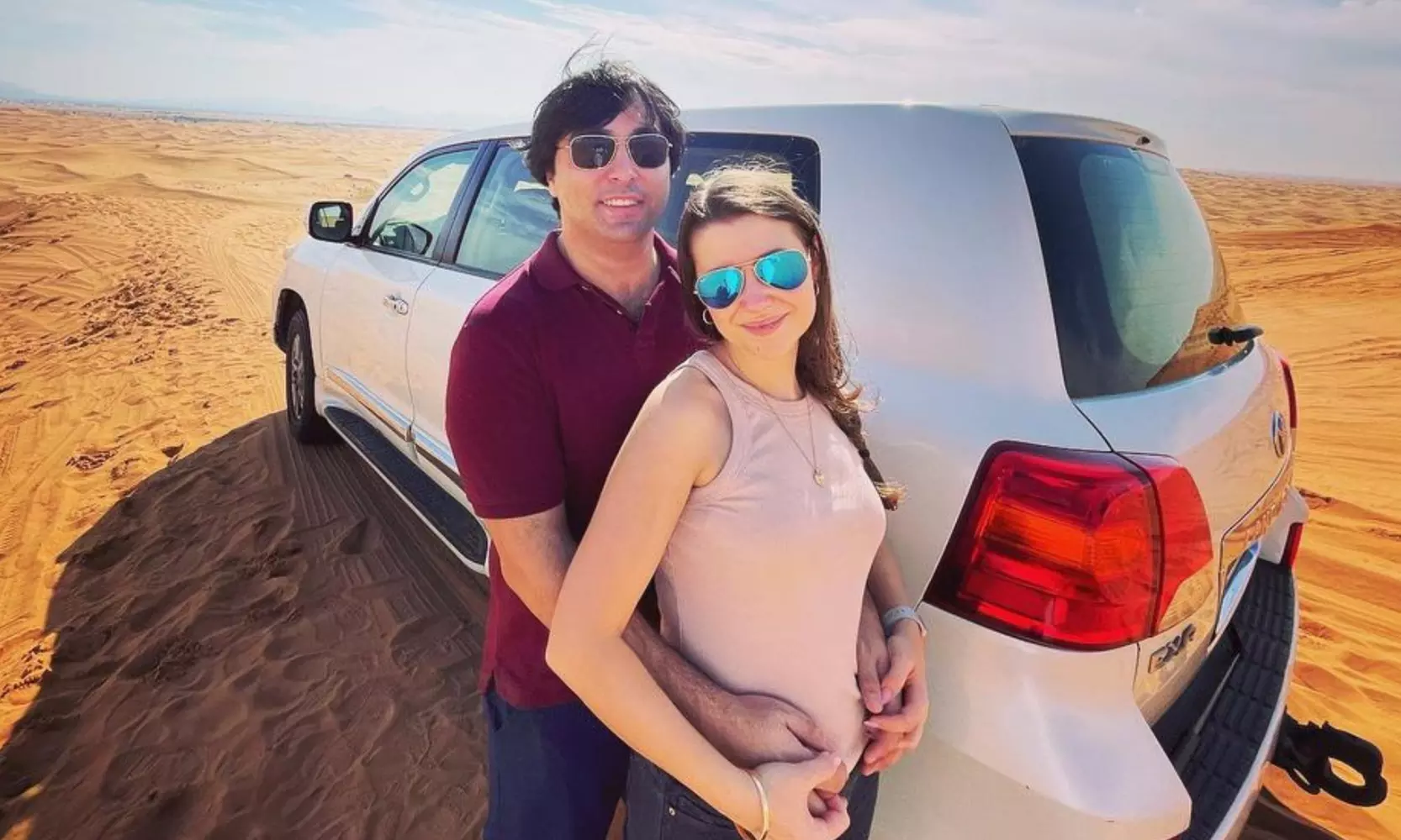 Abu Dhabi Desert Safari w/ Central/Home or Hotel Pickup, Dinner & More