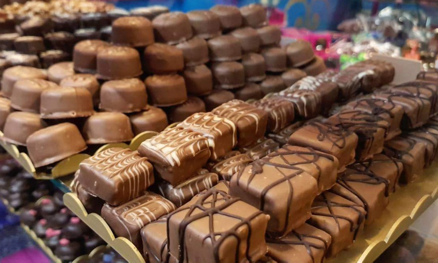 Image 3: Chocolate Tour for One or Two with London Mystery Walks