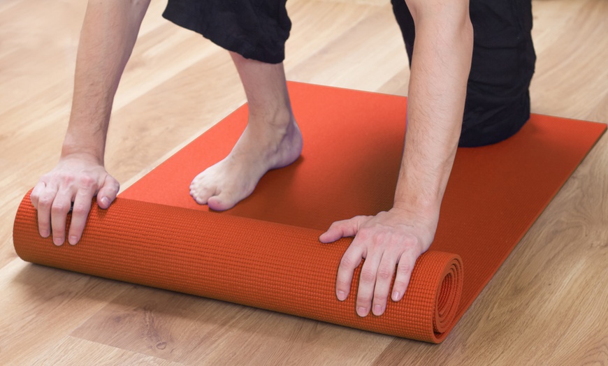 Image 4: Tapis enroulable et transportable pour Yoga