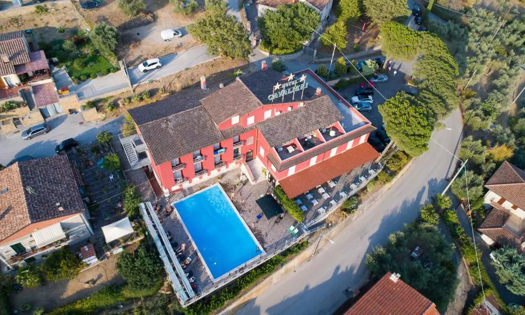 Lago Trasimeno, Perugia: fino a 5 notti con colazione o mezza pensione