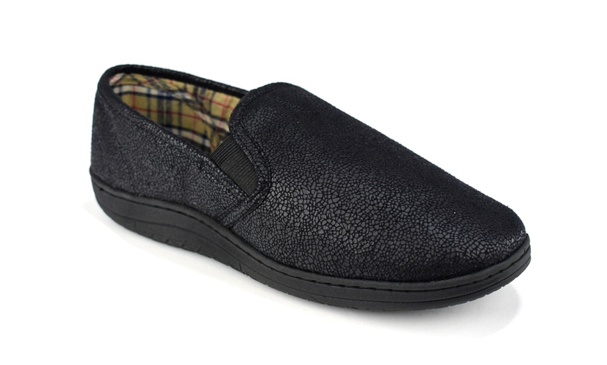 Image 15: Men's Fleece Lined Slippers