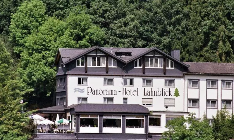 Rothaargebirge: 2 oder 3 Nächte für Zwei im Zweibettzimmer mit Frühstück, Wellness & Late Check-out im Hotel Lahnblick - Primary Image