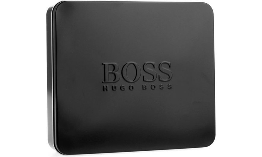 Image 3: Four-Pairs of Hugo Boss Men's Socks Gift Set in an Elegant Gift Box