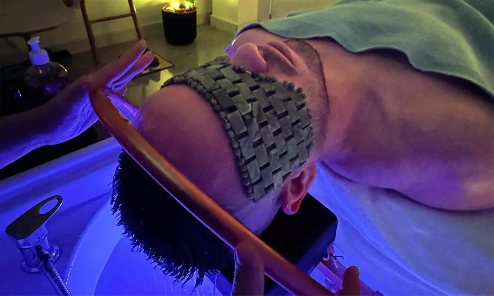 Ritual de spa capilar de 60 minutos en Mizu Madrid con técnicas AMMA-SHIATSU y diagnóstico especializado - Second Medium