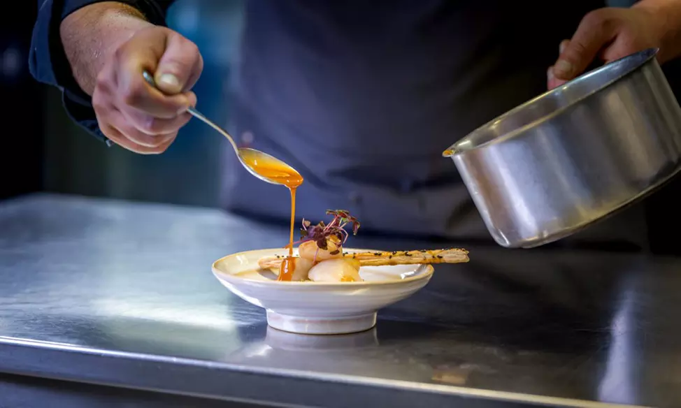 Formule déjeuner ou dîner croisière au choix sur la Seine