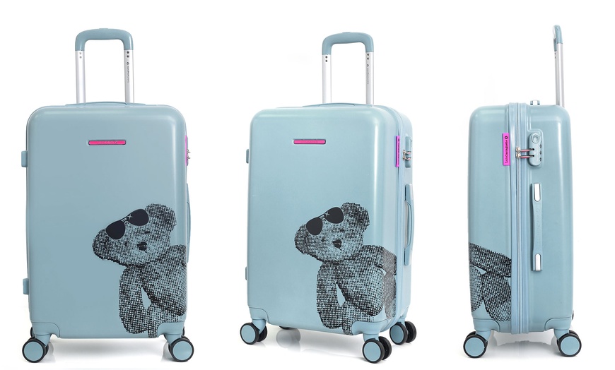 Image 12: Three-Piece Luggage Set