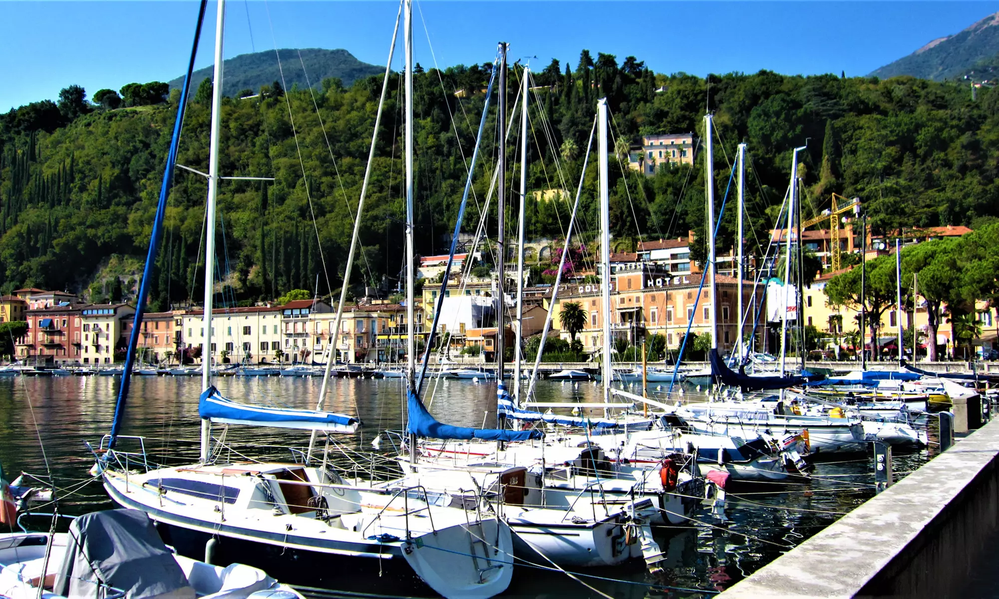 Lago di Garda: soggiorno con colazione o mezza pensione e Spa
