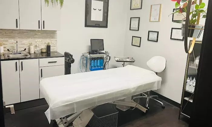 Get Brazilian, Bikini, Full Legs/Arms, or Underarm Wax Session