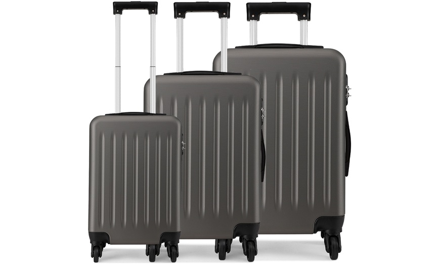 Image 2: Kono Grey Suitcase Range