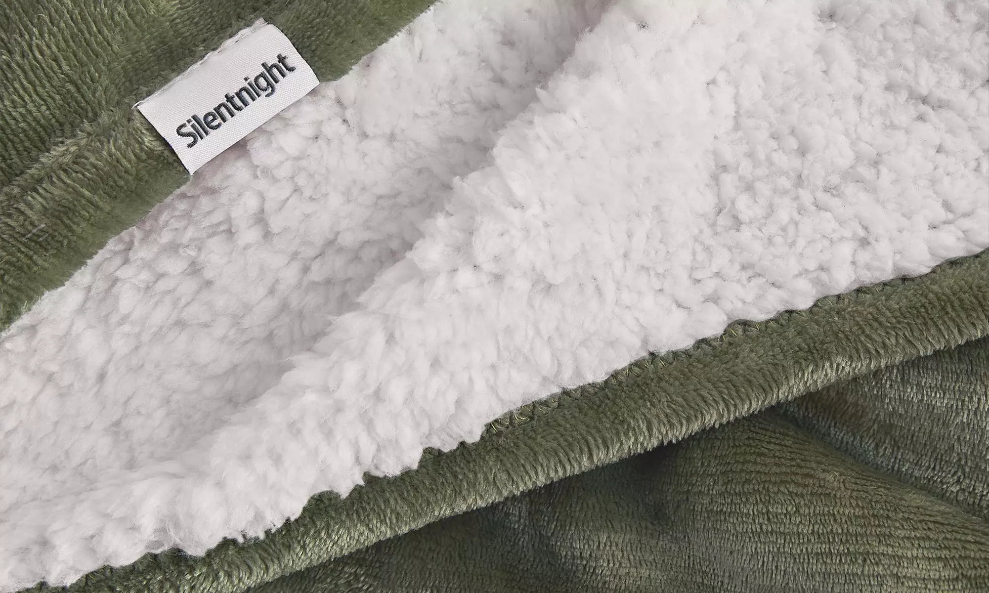 Silentnight Snugsie Supersize Sherpa Blanket