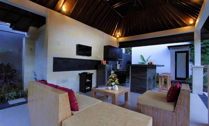 Image 7: Bali, Seminyak: Up to 10 Nights Tropical Villa Break