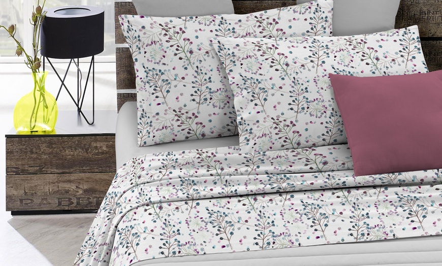 Image 8: Completo letto con lenzuola e federe Fantasy