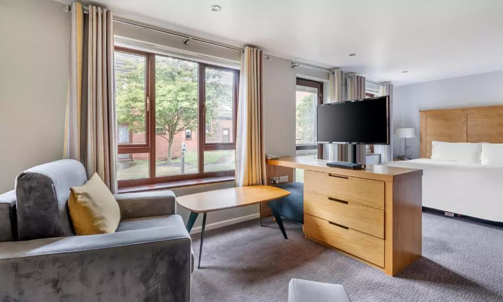 North Norfolk Coast: Stunning 4* Countryside Retreat up to 6