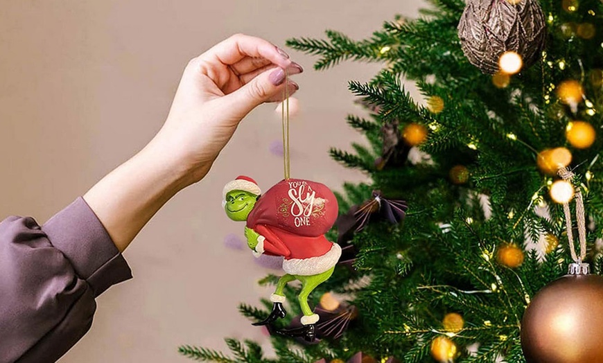 Image 1: Grinch Inspired Christmas Tree Decorations