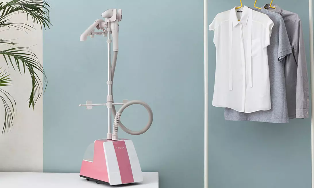 Fridja f1400 Professioneller mobiler Dampfglätter für Kleidung und Textilien in der Farbe nach Wahl - Primary Image