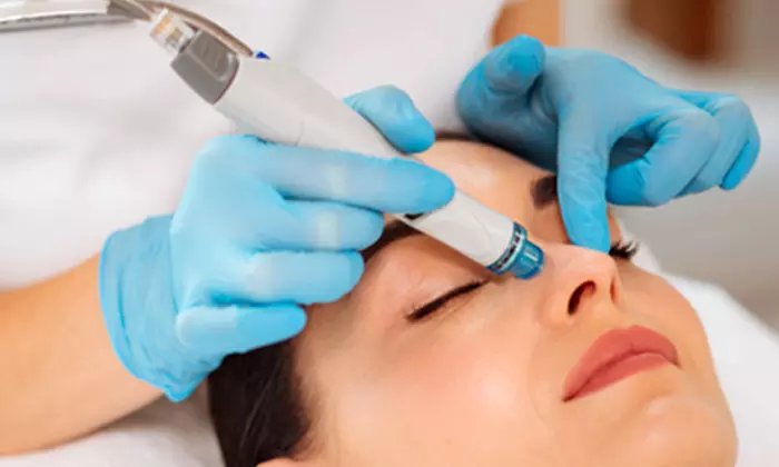 Hydrogen-Gesichtsbehandlung