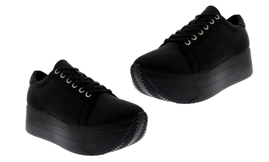 Image 2: Women's High-Platform Trainers