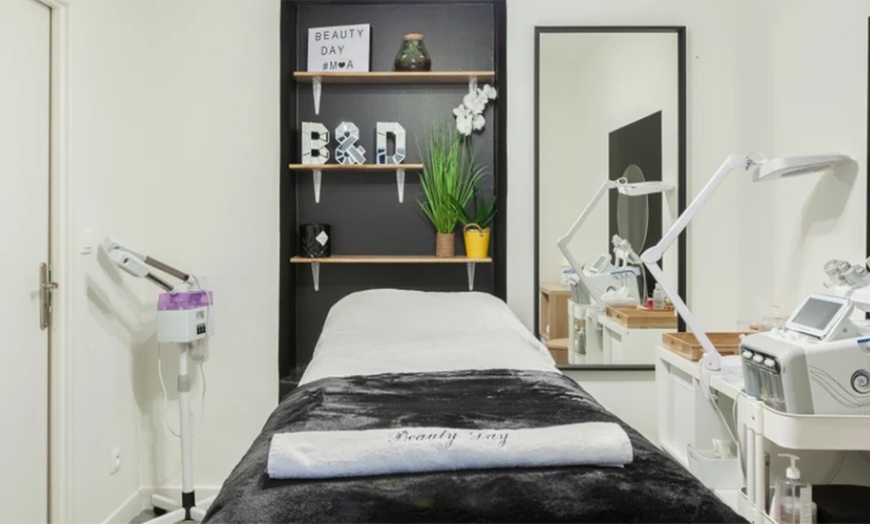 Image 9: Massage sur mesure ou californien avec soin du visage en option