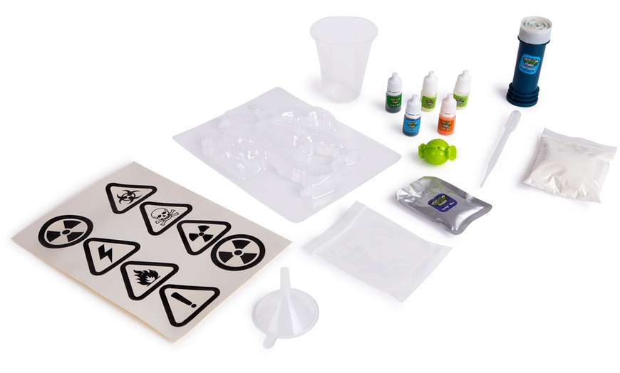 Image 4: RMS Messy Science Kit