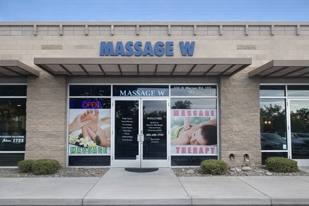 60 Minutes: Choice of Massage for One with Hot Stones & Essential Oil - Massage W