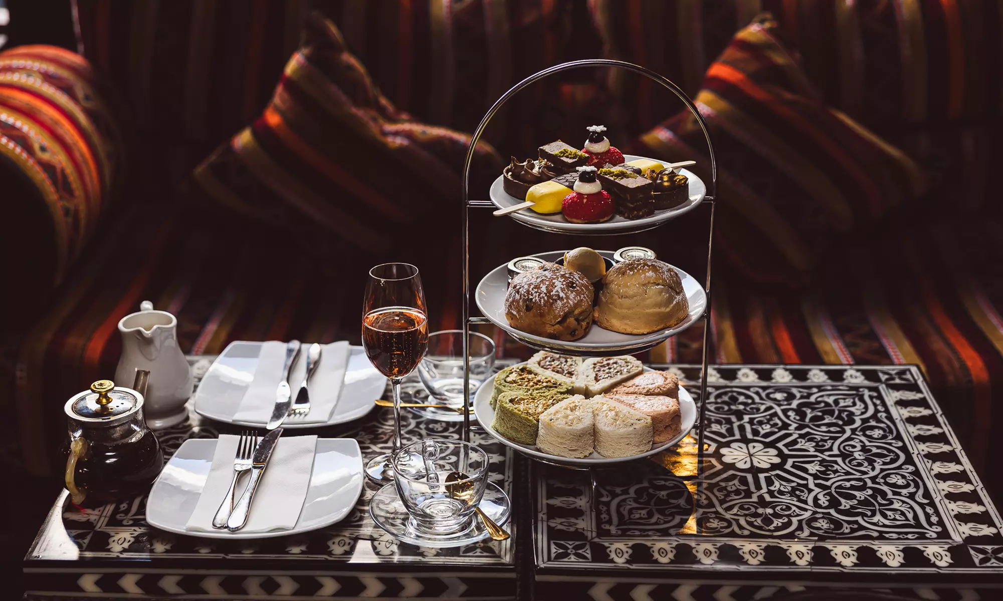 The Crazy Bear | Afternoon Tea with Prosecco | Beaconsfield