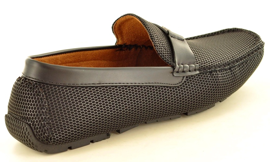 Image 7: Men's Casual Loafers