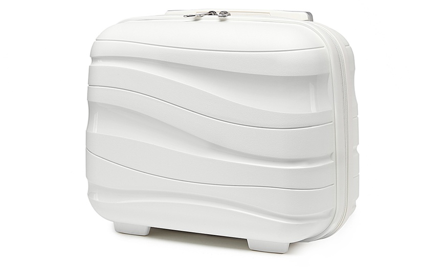 Image 18: Suitcase Range