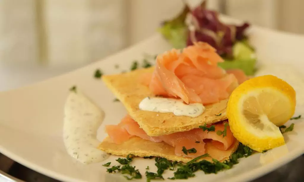 Tours : chambre double, options petit-déjeuner, dîner ou champagne