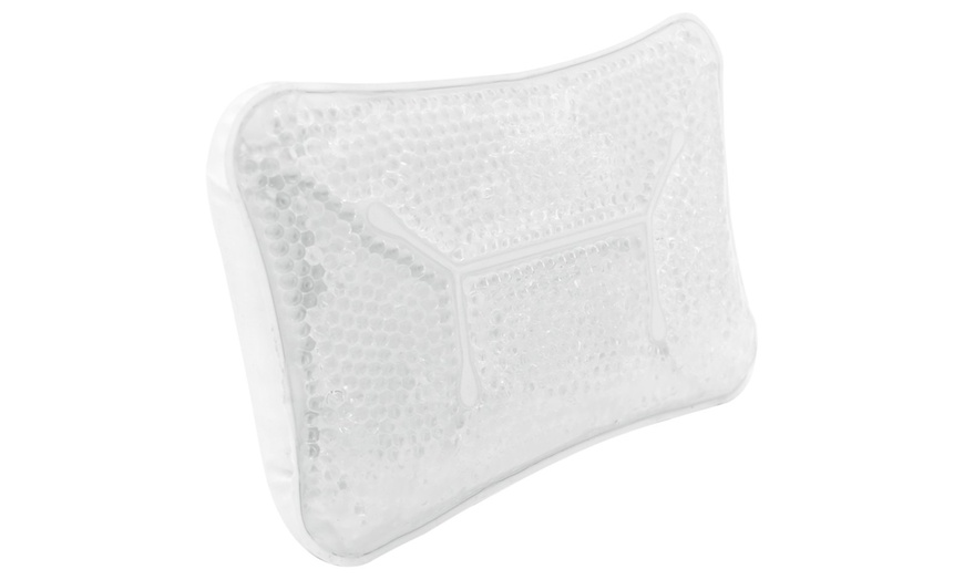 Image 3: Soothing Gel Bath Pillow